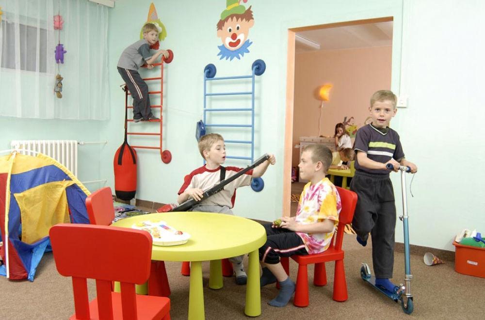 Hotel Radejov Knezdub Buitenkant foto